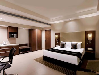 Grand Mercure Vadodara Surya Palace Hotel
