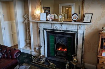 Belvedere Lodge