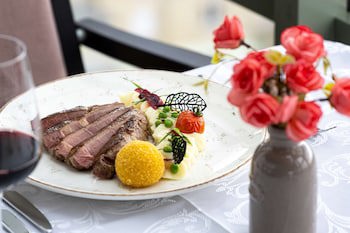 Golden Tulip Ana Tower Sibiu