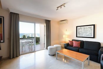 Ramada Hotel & Suites By Wyndham Costa Del Sol