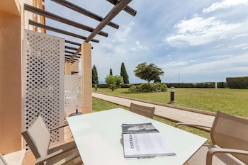 Ramada Hotel & Suites By Wyndham Costa Del Sol