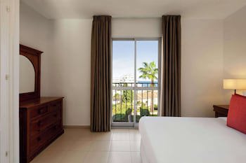 Ramada Hotel & Suites By Wyndham Costa Del Sol
