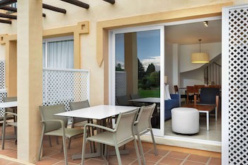 Ramada Hotel & Suites By Wyndham Costa Del Sol