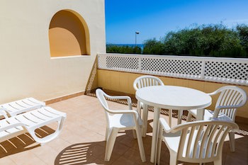 Ramada Hotel & Suites By Wyndham Costa Del Sol