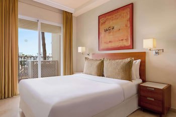 Ramada Hotel & Suites By Wyndham Costa Del Sol