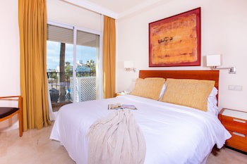 Ramada Hotel & Suites By Wyndham Costa Del Sol