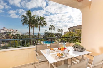 Ramada Hotel & Suites By Wyndham Costa Del Sol