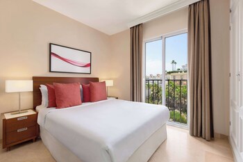 Ramada Hotel & Suites By Wyndham Costa Del Sol