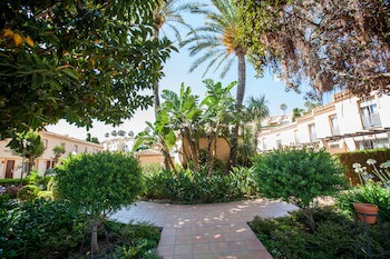 Ramada Hotel & Suites By Wyndham Costa Del Sol
