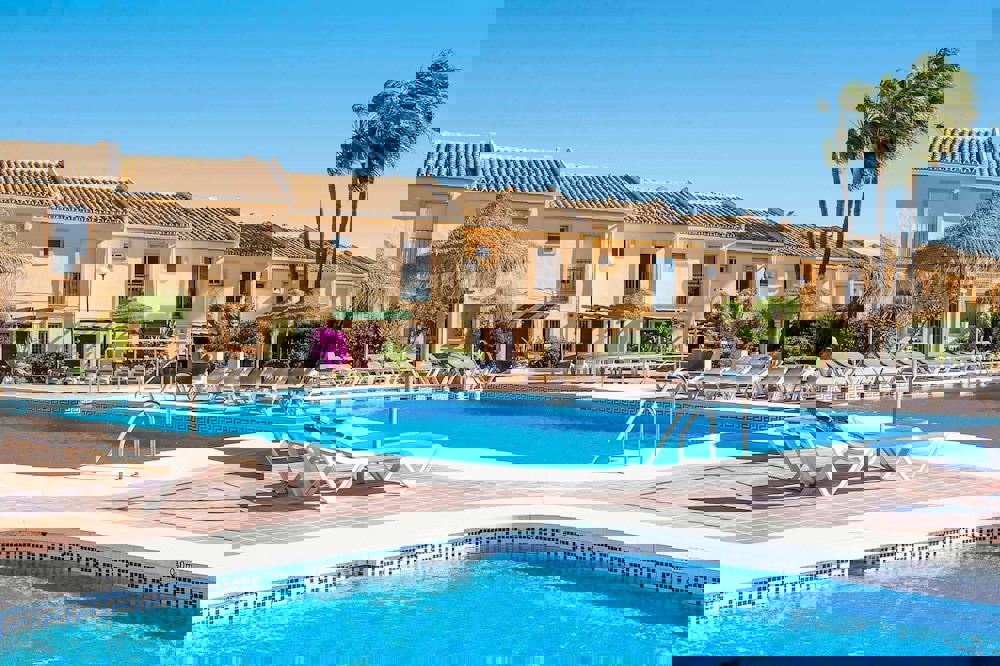 Ramada Hotel & Suites by Wyndham Costa del Sol