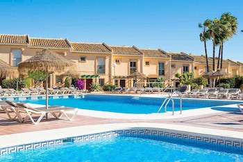 Ramada Hotel & Suites By Wyndham Costa Del Sol