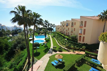 Ramada Hotel & Suites By Wyndham Costa Del Sol