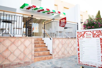 Ramada Hotel & Suites By Wyndham Costa Del Sol