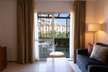 Ramada Hotel & Suites By Wyndham Costa Del Sol