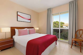 Ramada Hotel & Suites By Wyndham Costa Del Sol