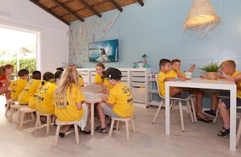 Ramada Hotel & Suites By Wyndham Costa Del Sol