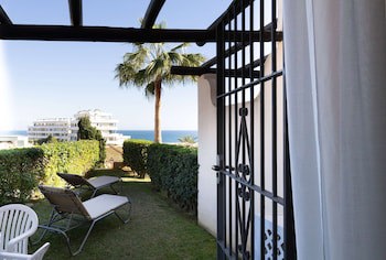 Ramada Hotel & Suites By Wyndham Costa Del Sol