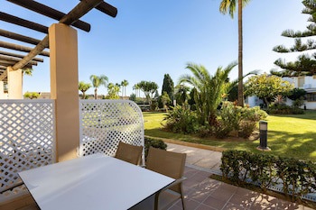 Ramada Hotel & Suites By Wyndham Costa Del Sol