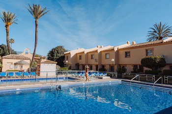 Ramada Hotel & Suites By Wyndham Costa Del Sol