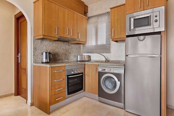 Ramada Hotel & Suites By Wyndham Costa Del Sol