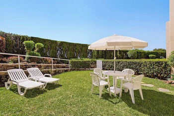 Ramada Hotel & Suites By Wyndham Costa Del Sol