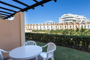 Ramada Hotel & Suites By Wyndham Costa Del Sol