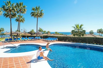 Ramada Hotel & Suites By Wyndham Costa Del Sol