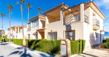 Ramada Hotel & Suites By Wyndham Costa Del Sol