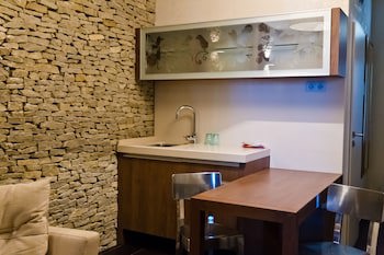 Echo Residence All Suite Hotel