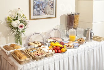 Lilia Hotel galeri fotoğrafı