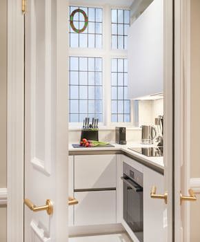11 Cadogan Gardens And The Apartments By Iconic Luxury Hotels