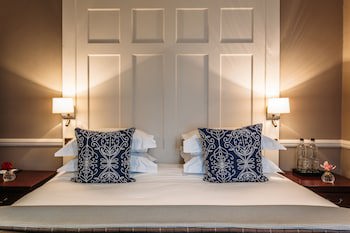 11 Cadogan Gardens And The Apartments By Iconic Luxury Hotels