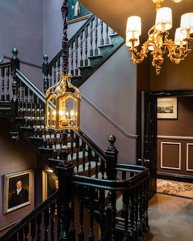 11 Cadogan Gardens And The Apartments By Iconic Luxury Hotels