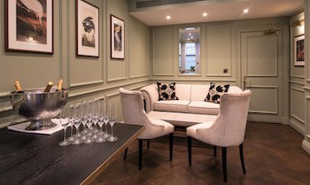 11 Cadogan Gardens And The Apartments By Iconic Luxury Hotels