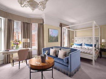 11 Cadogan Gardens And The Apartments By Iconic Luxury Hotels