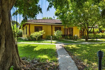 Bahia Esmeralda