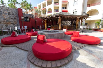 Grand Decameron Los Cabos, A Trademark All-Inclusive Resort
