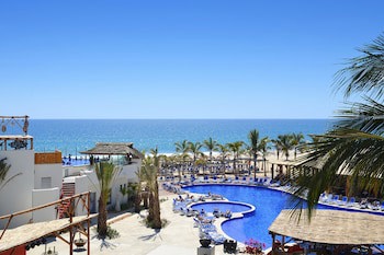 Grand Decameron Los Cabos, A Trademark All-Inclusive Resort