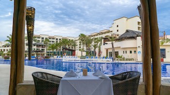 Grand Decameron Los Cabos, A Trademark All-Inclusive Resort