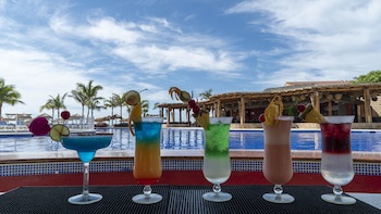 Grand Decameron Los Cabos, A Trademark All-Inclusive Resort