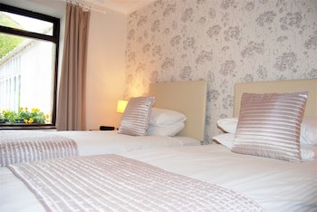 Kingswood Hotel