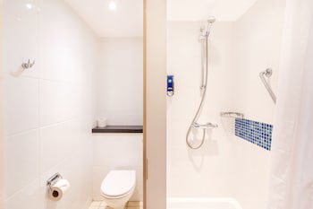 Holiday Inn Express Dundee, An Ihg Hotel