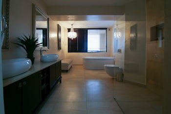 Best Western Plus Accra Beach Hotel