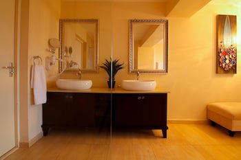 Best Western Plus Accra Beach Hotel