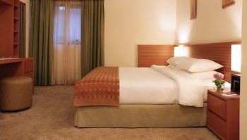 Ramada Hotel & Suites By Wyndham Ajman