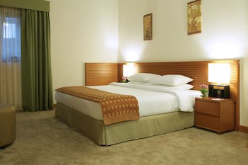Ramada Hotel & Suites By Wyndham Ajman