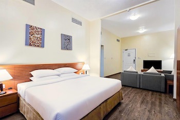 Ramada Hotel & Suites by Wyndham Ajman galeri fotoğrafı