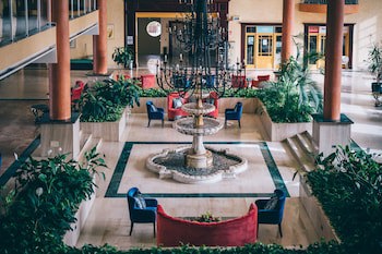 Grand Muthu Golf Plaza Hotel