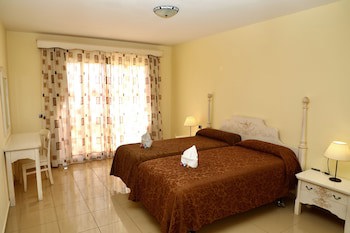 Grand Muthu Golf Plaza Hotel