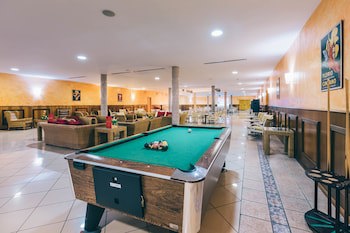 Grand Muthu Golf Plaza Hotel